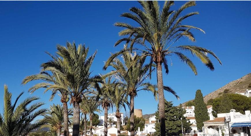 Beautiful Apartment With Amazing Sea View Nerja Buitenkant foto